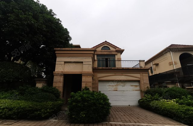 广州雅居乐花园别墅 证过五年少税 户型实用 私家花园