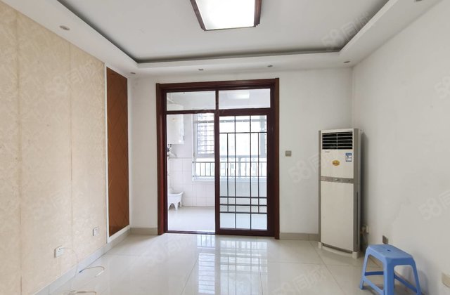 海德公园金柱大学城单价6000多带车位储藏室免大税