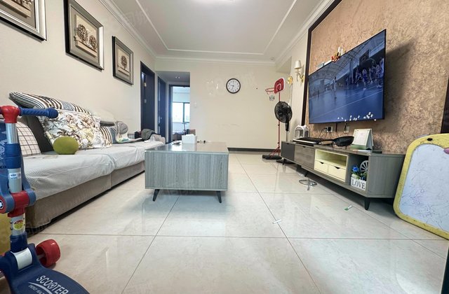 恒大名都3室2厅129.77㎡68万二手房图片