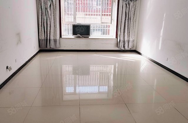 小寺新村3室2厅141.88㎡61万二手房图片