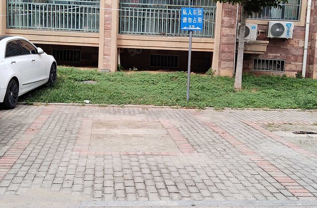 欧景丽都能隔三室，储藏室，房东急售，七中，亚大怡景