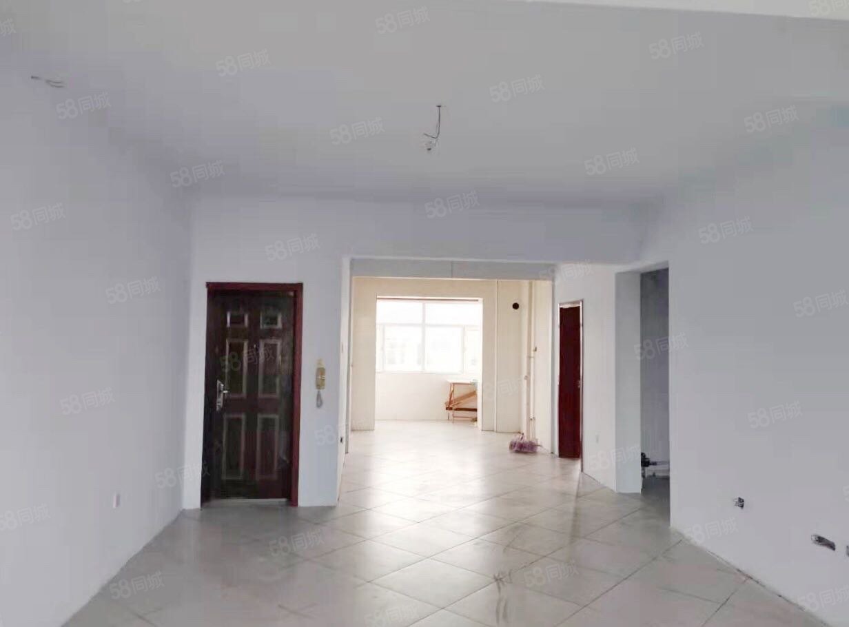 左岸香槟2室2厅1卫91㎡南24万