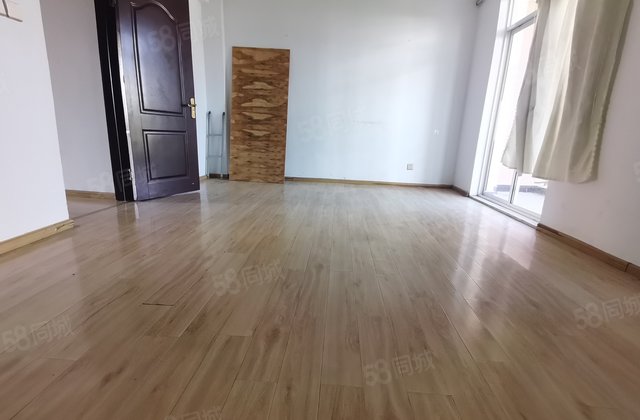 彩蝶家园(别墅)5室3厅240㎡296万二手房图片