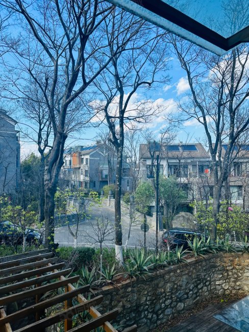 大理山水间二期70年南北向西端头洋房