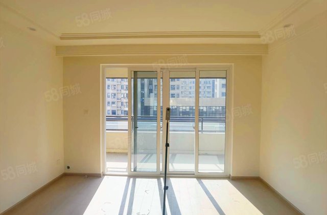 绿地柏仕公园3室2厅115㎡116万二手房图片