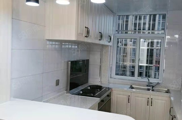 东方明珠3室2厅122.8㎡58万二手房图片
