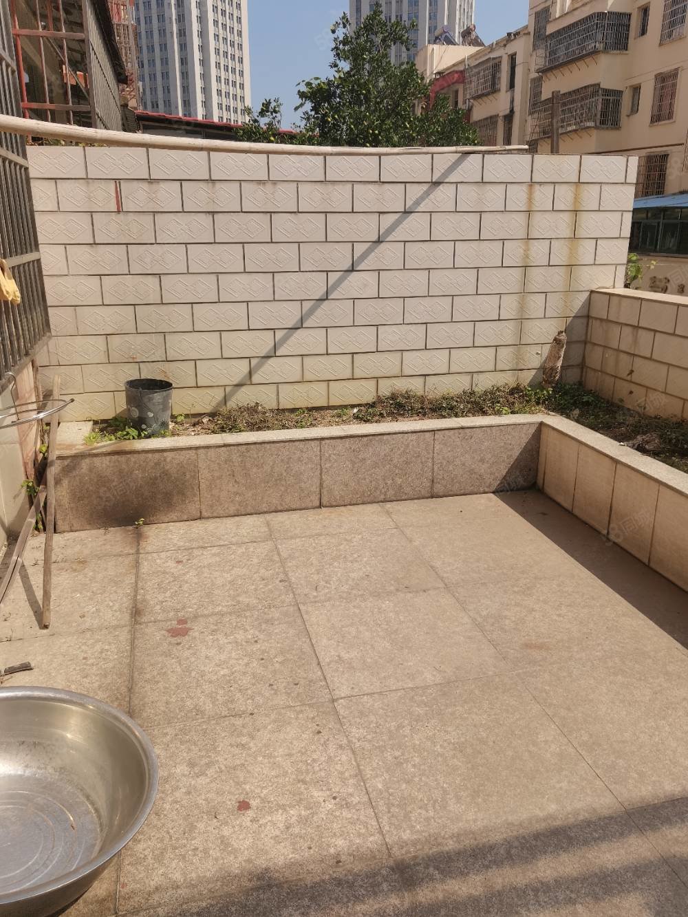 枣树园3室2厅1卫86㎡南北56万