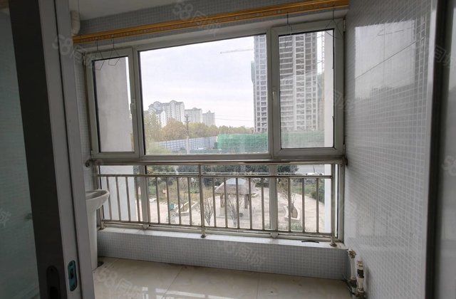 益民小区高层 楼龄新 精装好房 南北通透 商品住宅 有电梯