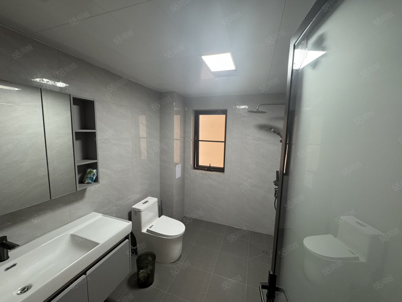 青华海park5室2厅2卫168㎡南北118万