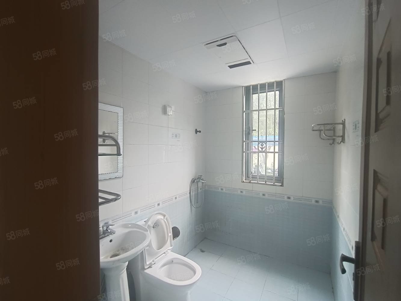 丰水源清华苑3室2厅2卫116㎡南北50万