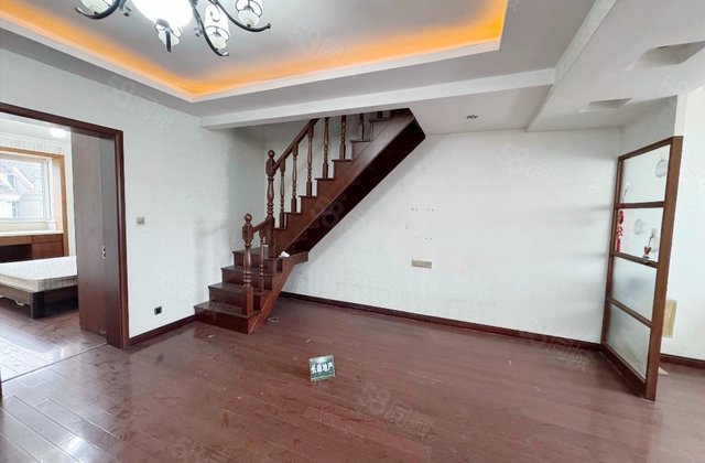 鸿发家园3室2厅104㎡78万二手房图片