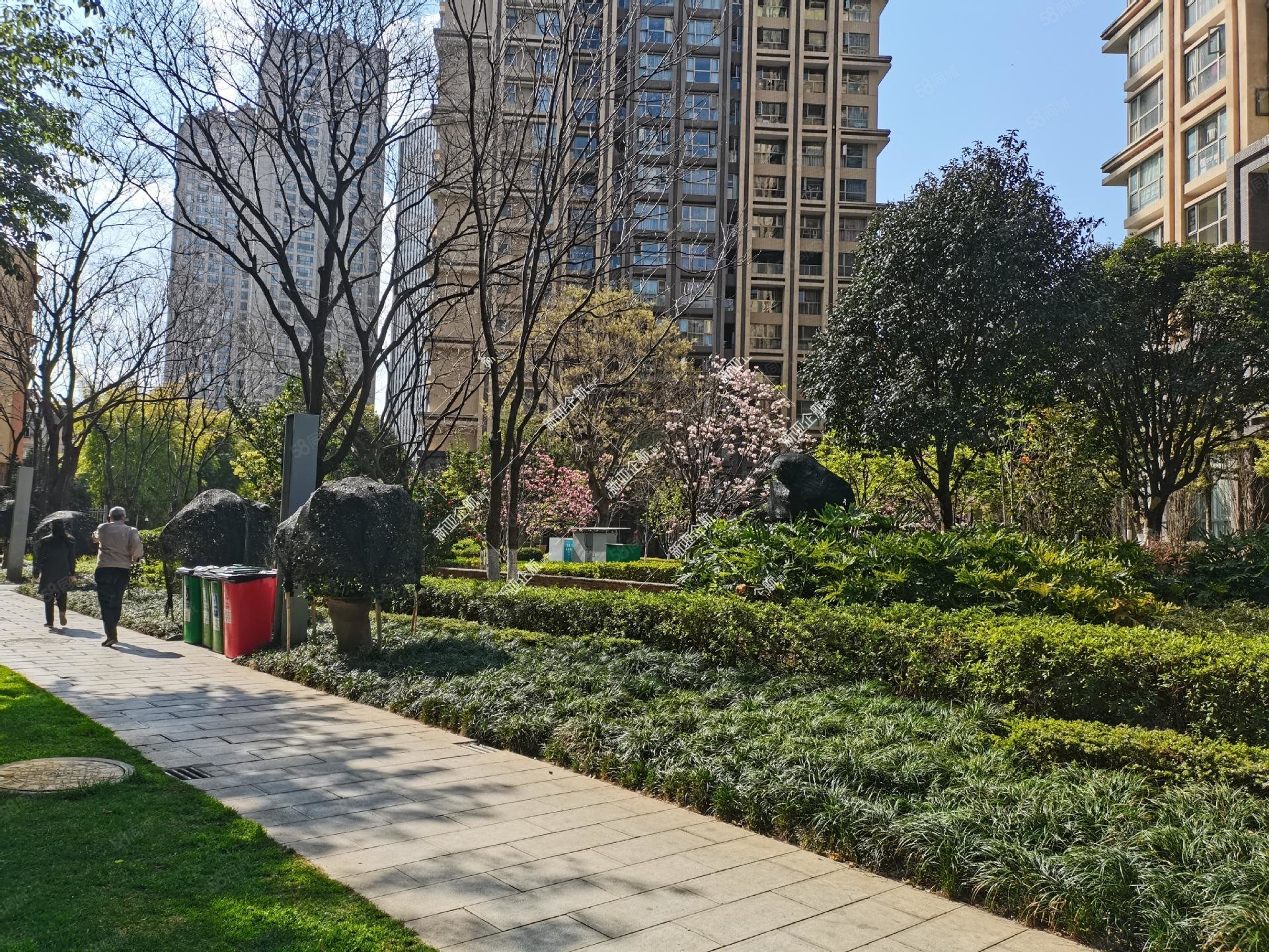 3房123平205万香樟俊园东北毛坯19楼吴井路