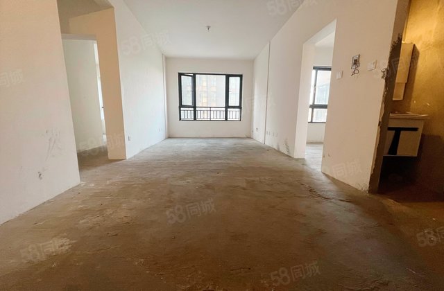 汇融广场B区3室2厅82.73㎡82万二手房图片