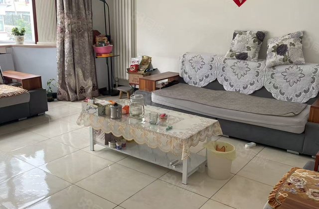 融和小区3室2厅135.95㎡36万二手房图片