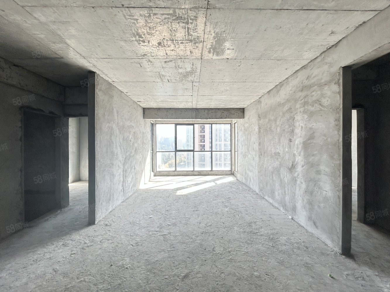 腾龙国际3室2厅2卫126㎡南北62.5万