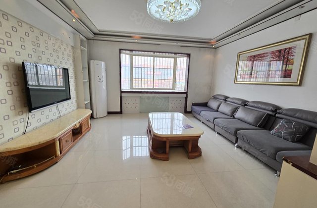 凤凰新城 多层 三室朝阳双阳台 送车库储藏室 随时看房