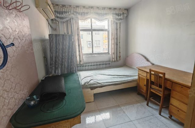 聊城市公安局家属院 南北通透 商品房 装修好 中间好楼层