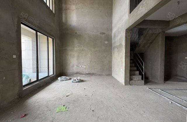 中梁壹号院(别墅)3室2厅3卫161㎡东南178万