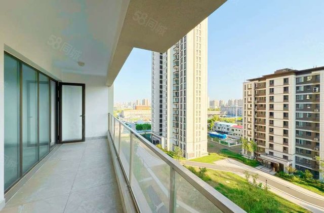 万达广场南 江山印 11层电梯洋房 新房未住 带车位储藏室