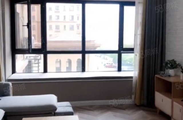 华强城凯蒂斯(四期)3室2厅128㎡82万二手房图片