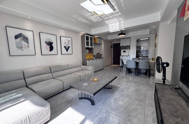 恒大御景半岛3室2厅122㎡146万二手房图片