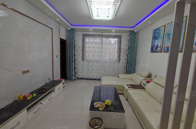 天水雅居86平52万2室2厅1卫2室2厅1卫86㎡南北中层(共6层)2014年建造