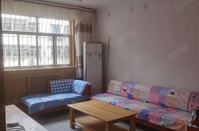 东关瑞府天恒花园旁家属院三楼三室边户停车很方便有钥匙