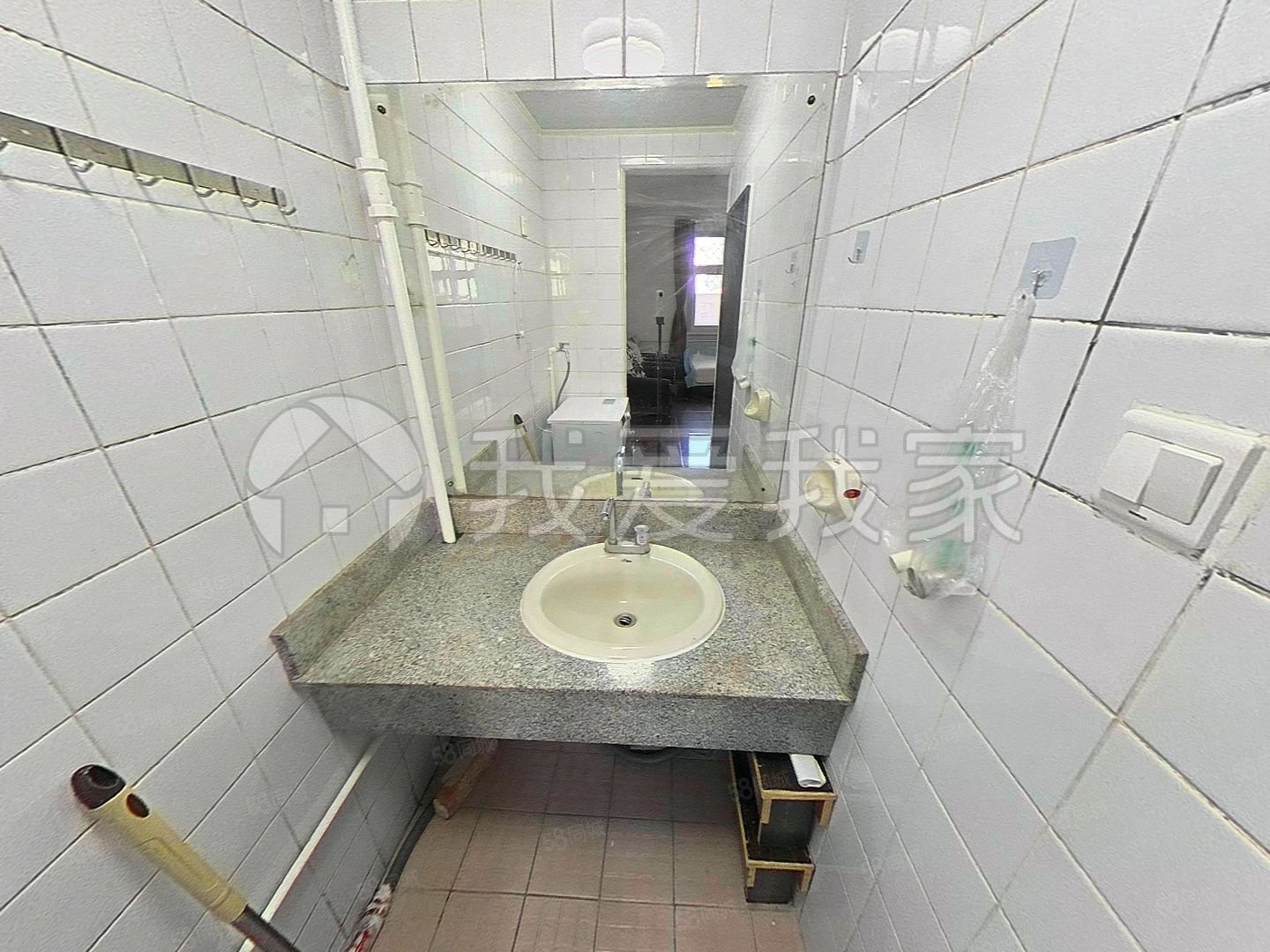 藝苑西街7號院3室2廳1衛(wèi)112.82㎡東西265萬