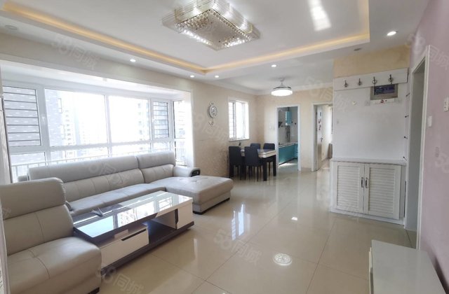 急售万达 光明 七中 阿卡四期 西边户中间楼层 送储藏室