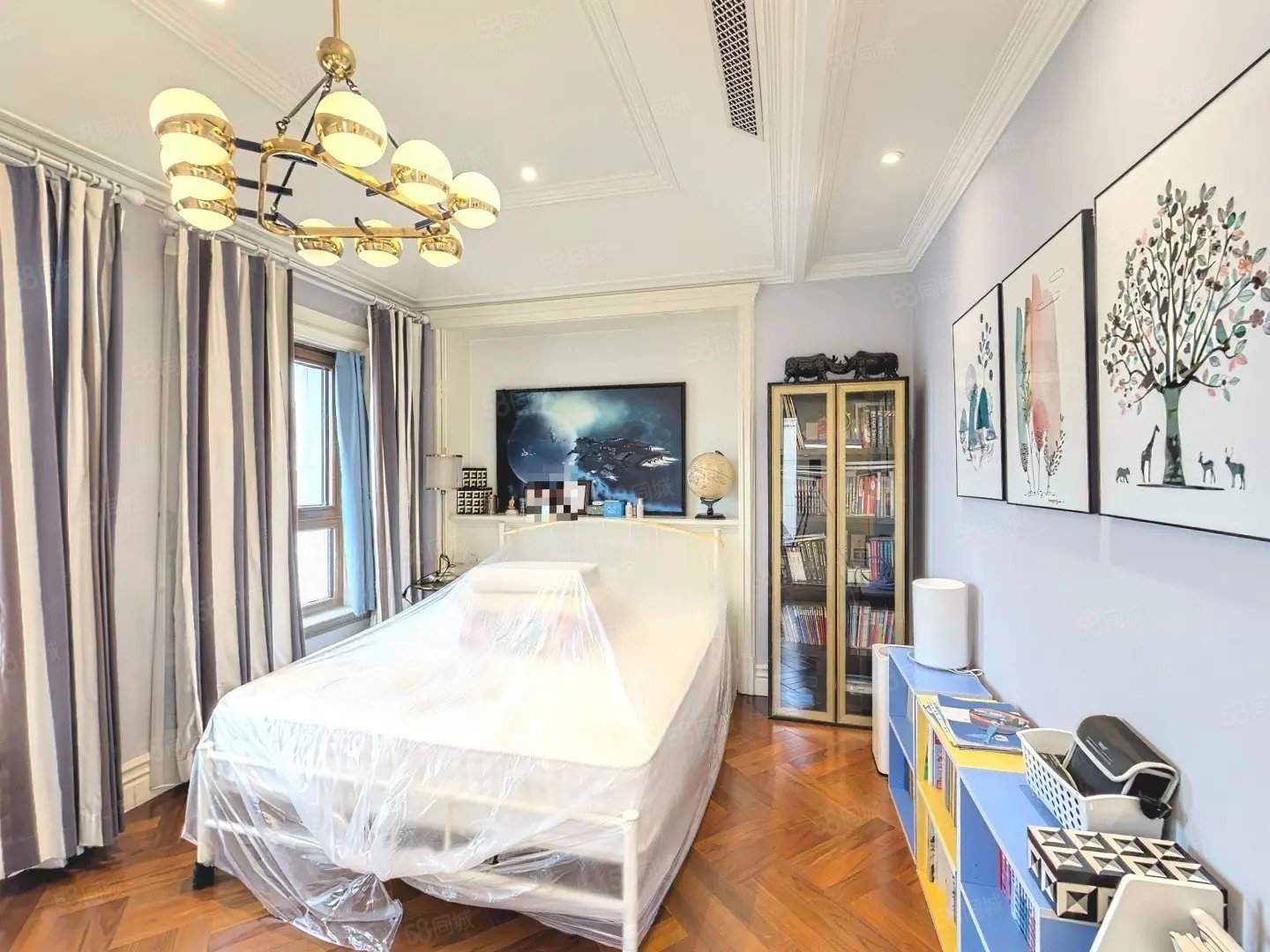 融創(chuàng)千章墅3室2廳3衛(wèi)225㎡南北998萬