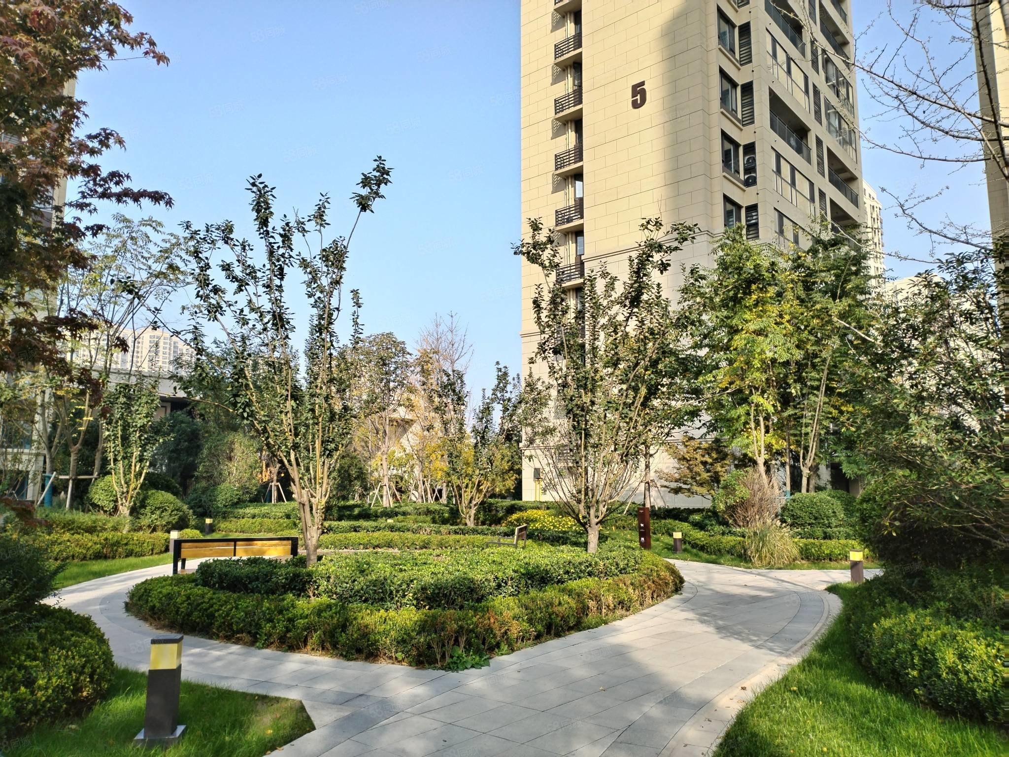 【10图】沣西新城 万科大都会 吾悦广场 精装小三居 看房有钥匙,万科