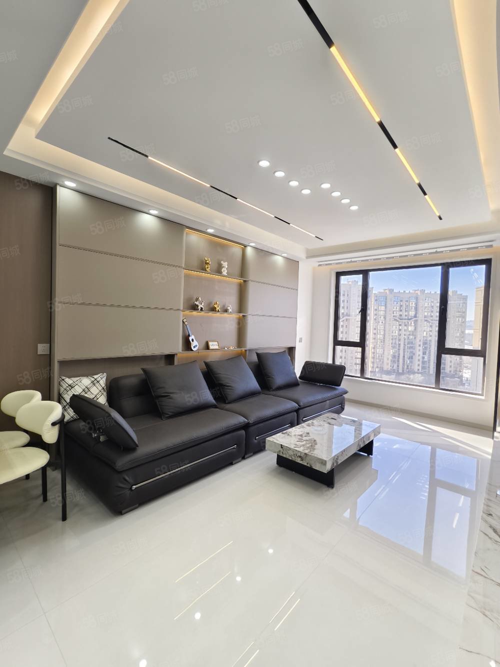 紫堤东郡2室2厅1卫91㎡南北43.8万