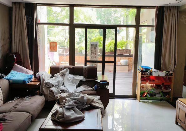 麓山国际塞尔维蒙3室2厅159.66㎡258.6万二手房图片