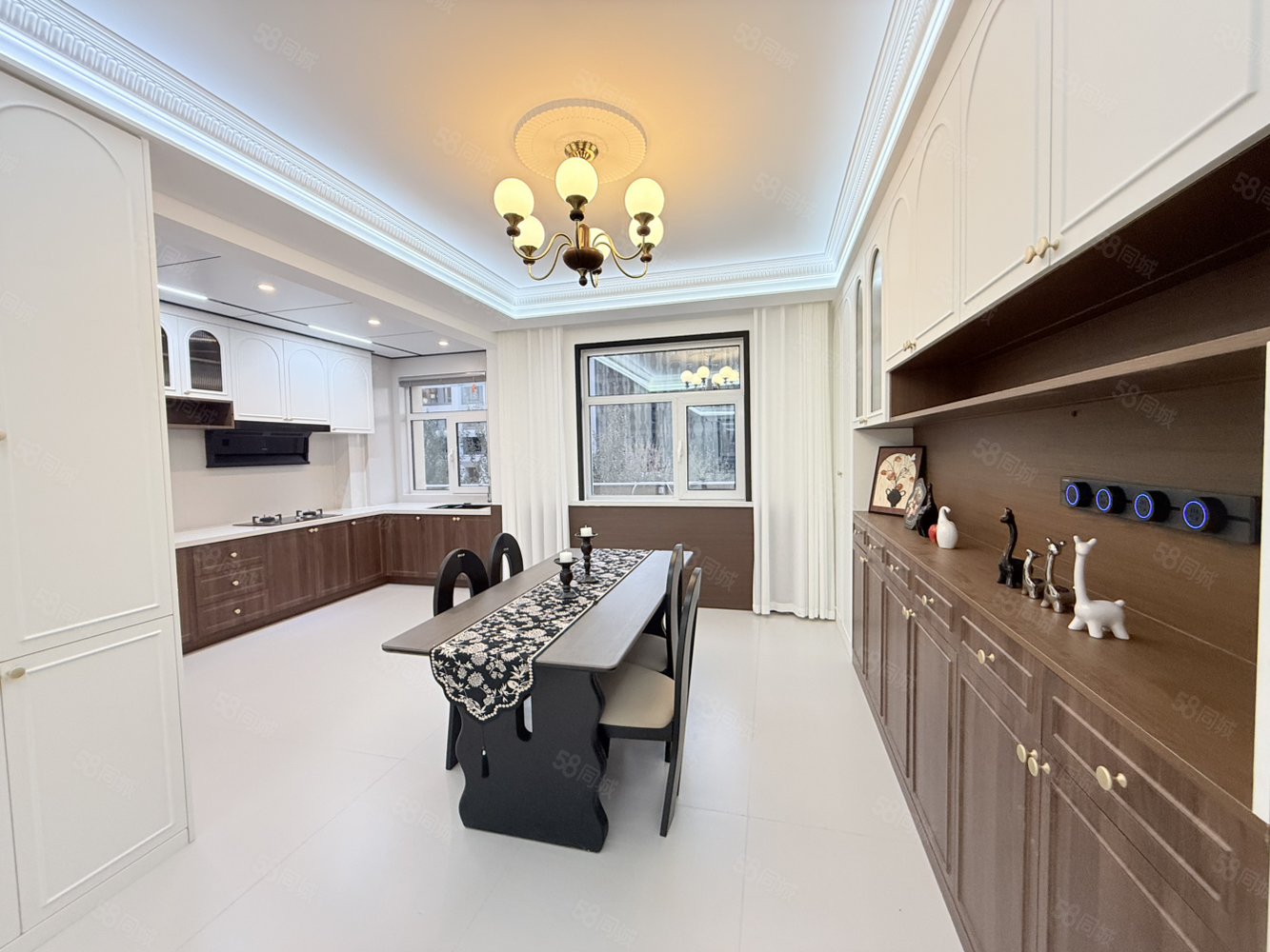 文豪世家3室2厅2卫166㎡南北108万