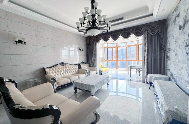 鹰冠庄园5室2厅167.46㎡135万二手房图片