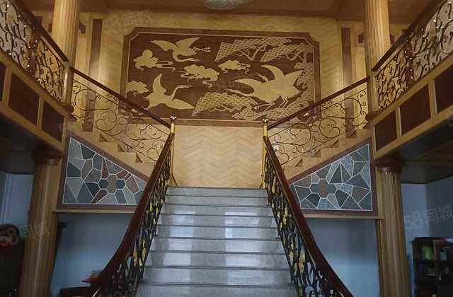 景园小区13室4厅1600㎡590万二手房图片