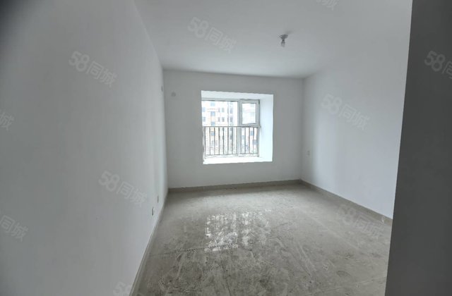 区政府，路庄辛福新居，三室124平68走一手好楼层，户型方正