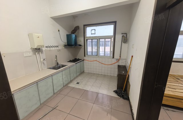 老文轩老一中外国语二实验龙山南区3室免大税随时看房