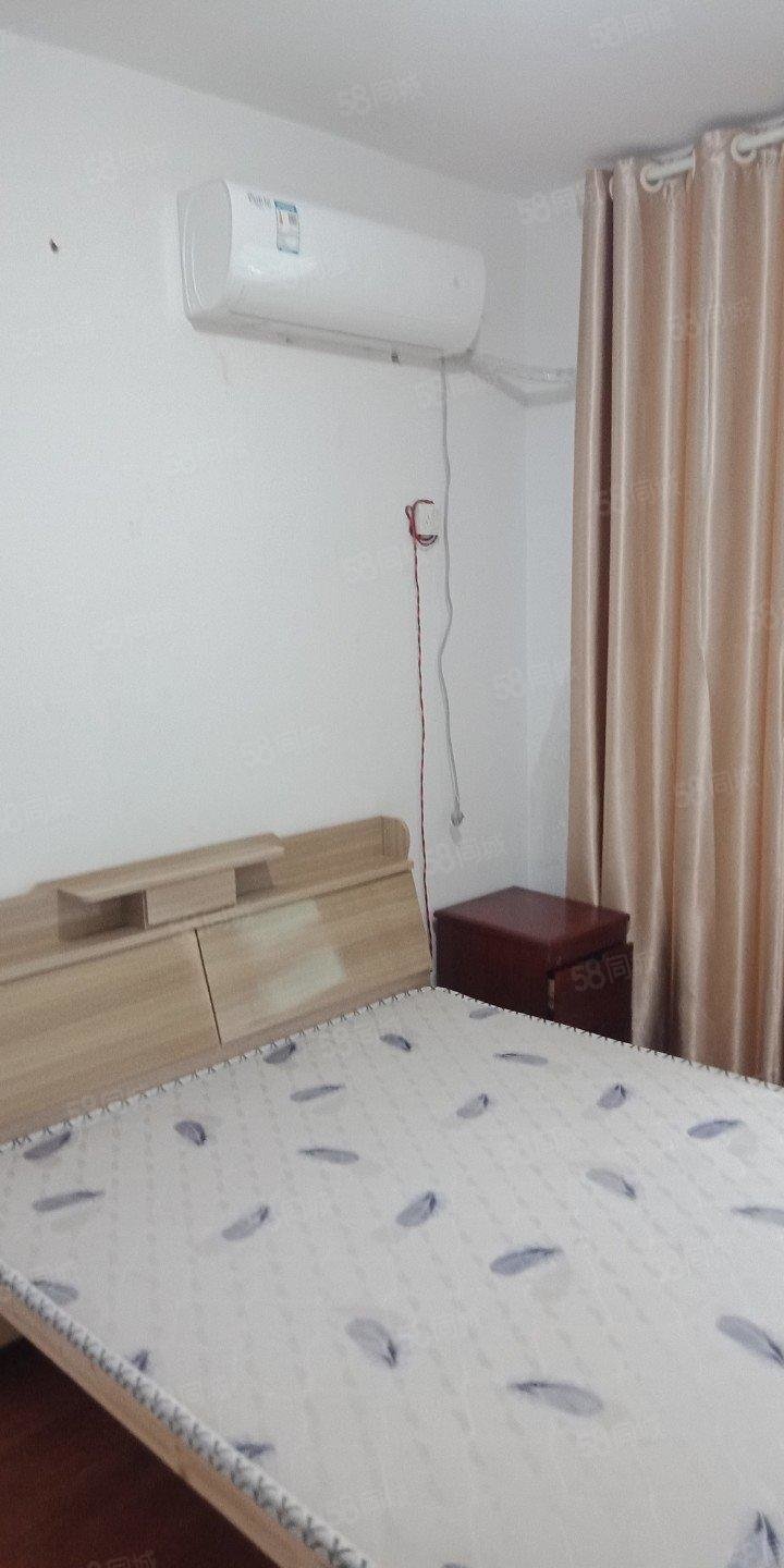 锦谯名苑3室2厅1卫106㎡南43万