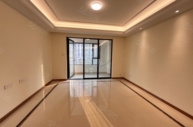 洋房 集美一品新房未住四叶草户型 赠车储 可贷款 急于出售