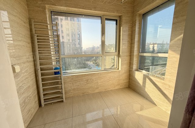 急售边户！  实验东昌东！星光和园！三室双卫！带车储！免大税