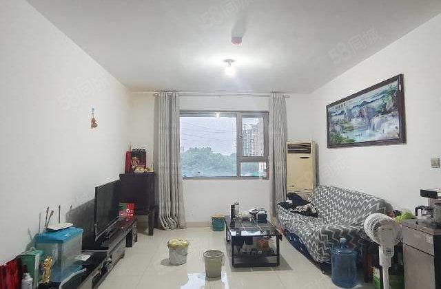 八千多 公安局家属院润景苑 人车分流 车储 外国语 满两年