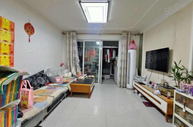 急售，站前街电梯洋房，正规三室，全明户型，西湖馨苑一诺望湖。