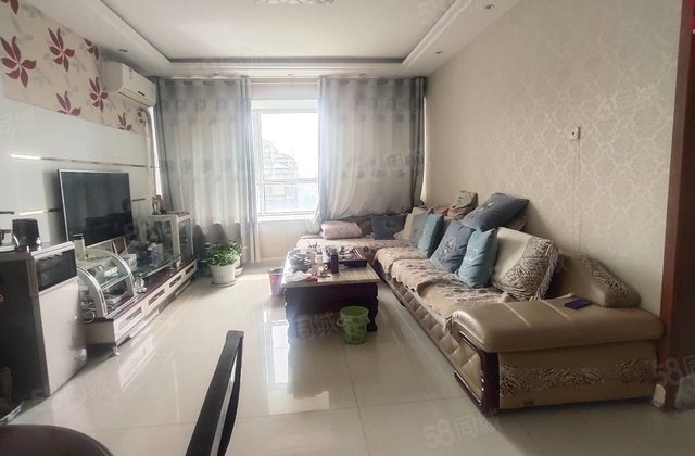 月亮湾新出边户带车储，全明户型 阳光        前排