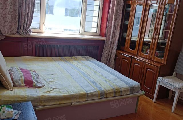 财贸小区3室2厅128㎡38万二手房图片