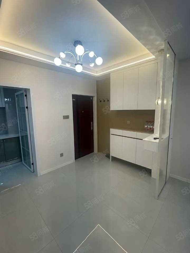 青湖铭城2室2厅1卫83.39㎡南北33.8万