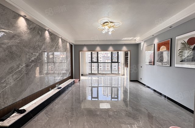 香颂美地3室2厅132㎡77万二手房图片