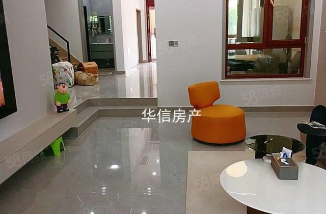 联排别墅,带前后院,室内面积400平,全屋品牌精装