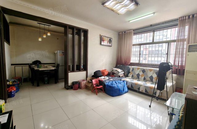 湖边！劳动局家属院！中通时代豪园！小区非常干净！