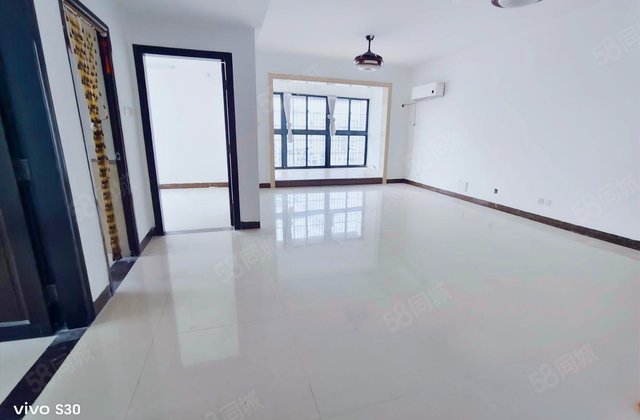 宜家居4室2厅133.83㎡150万二手房图片